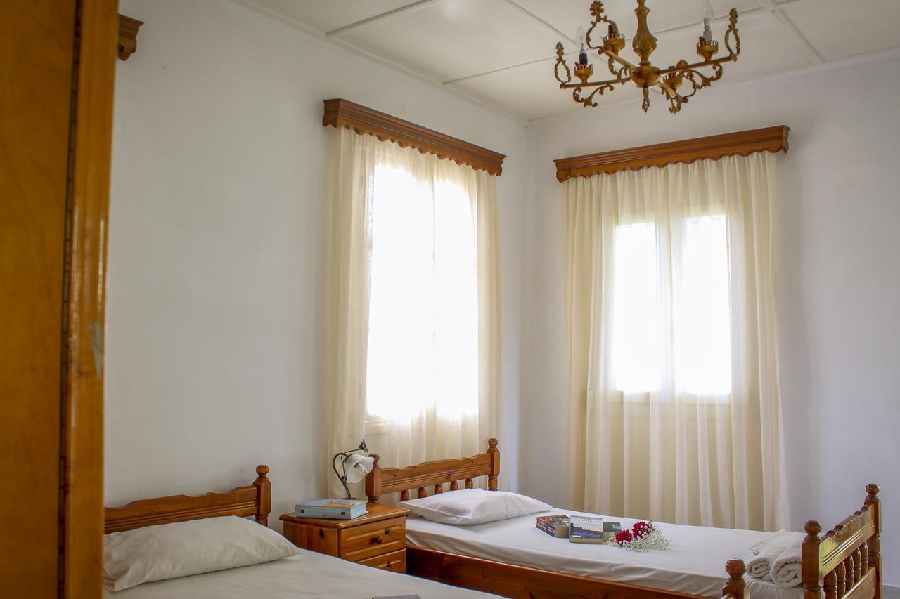 Pelagion II Sea Coral - Beachfront Holiday Home Кипсели Экстерьер фото